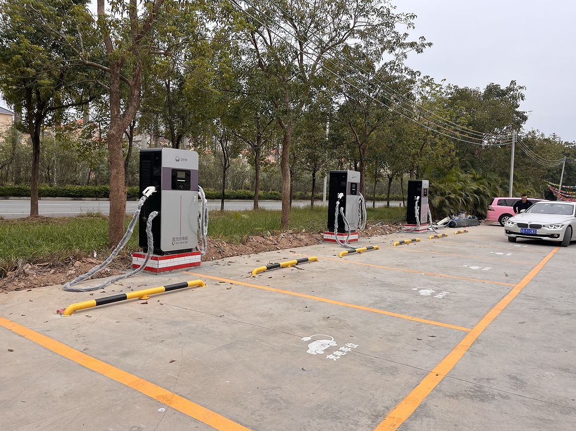 投資及時電快充充電站，選址時應(yīng)充分考慮哪些因素？